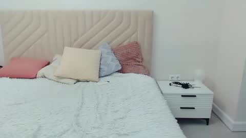incredible_ariela online show from 07-02-26, 09:48