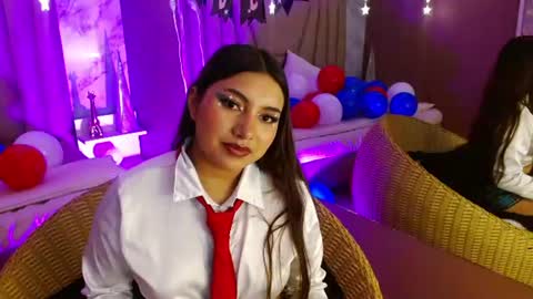 incredible_foxxy online show from 07-05-26, 03:56