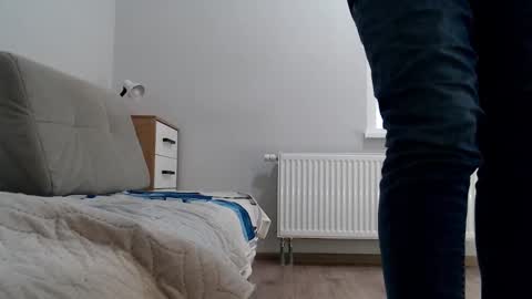 Snapshot of increible_della chatting on 02-01-25, 10:48 Della online show from 02-01-25, 10:48