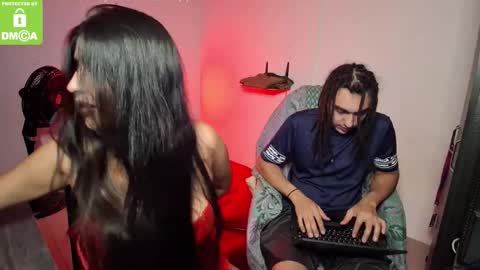 Snapshot of incubus2sucubus chatting on 10-25-25, 08:58 incubus2sucubus online show from 10-25-25, 08:58