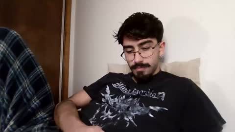 Snapshot of incubusszz chatting on 01-02-25, 03:37 incubus online show from 01-02-25, 03:37