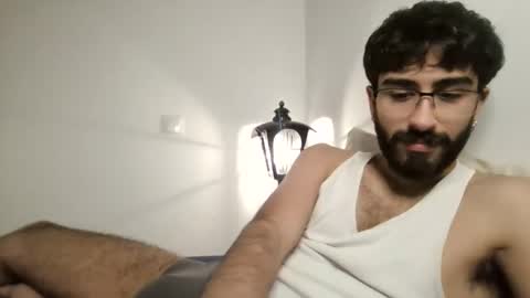 Snapshot of incubusszz chatting on 11-12-25, 02:23 incubus online show from 11-12-25, 02:23