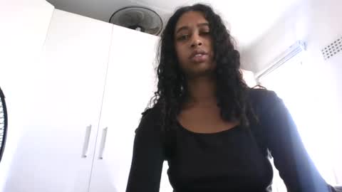 indanbella19 online show from 06-18-26, 11:03
