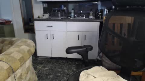 Mark online show from 02-17-25, 04:59