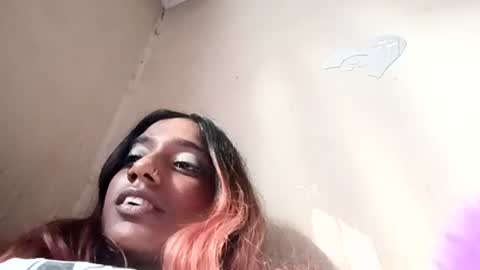Snapshot of indian_succubus chatting on 06-24-26, 12:26 Perky baby online show from 06-24-26, 12:26