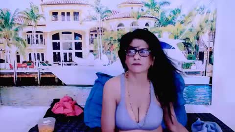 Femiez online show from 02-05-25, 12:27