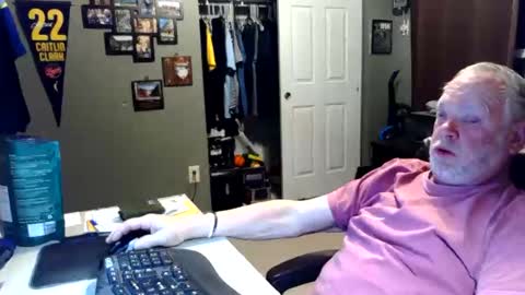 Papa online show from 05-03-26, 07:36