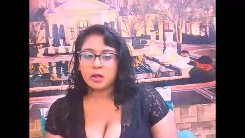 Snapshot of indianboobilicious chatting on 06-10-26, 06:12 indianboobilicious online show from 06-10-26, 06:12