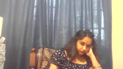 Snapshot of indiancutiexo chatting on 11-09-25, 02:48 indiancutiexo online show from 11-09-25, 02:48