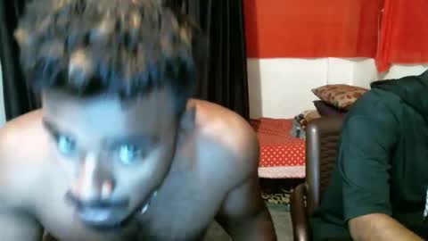Snapshot of indiandesiguys2023 chatting on 10-11-25, 04:01 indian guys for you online show from 10-11-25, 04:01