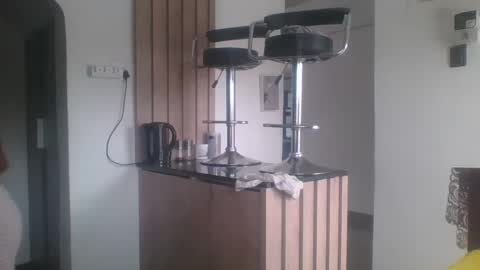 priya online show from 02-19-25, 11:28