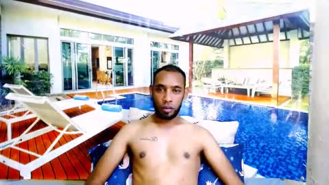 Snapshot of indianmagicmike69 chatting on 10-17-25, 10:40 indianmagicmike69 online show from 10-17-25, 10:40