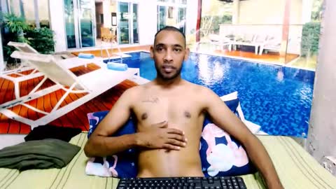 Snapshot of indianmagicmike69 chatting on 10-28-25, 02:42 indianmagicmike69 online show from 10-28-25, 02:42