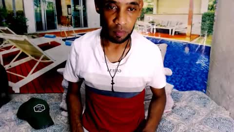 Snapshot of indianmagicmike69 chatting on 12-13-25, 07:53 indianmagicmike69 online show from 12-13-25, 07:53