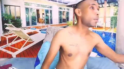 Snapshot of indianmagicmike69 chatting on 03-12-26, 06:03 indianmagicmike69 online show from 03-12-26, 06:03