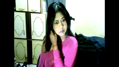 indianpleasures21 online show from 06-09-26, 04:57
