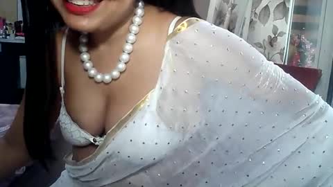 Snapshot of indianrads9 chatting on 10-06-25, 06:44 Radha online show from 10-06-25, 06:44