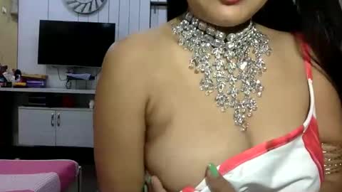 Snapshot of indianrads9 chatting on 11-04-25, 07:02 Radha online show from 11-04-25, 07:02