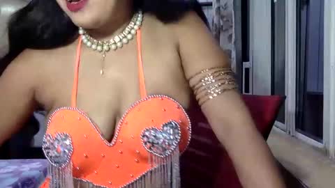 Snapshot of indianrads9 chatting on 11-21-25, 07:23 Radha online show from 11-21-25, 07:23