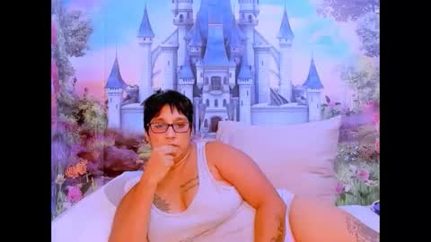 Snapshot of indianroxy07 chatting on 02-21-25, 12:05 roxy online show from 02-21-25, 12:05