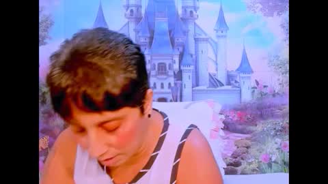 Snapshot of indianroxy07 chatting on 02-25-25, 06:42 roxy online show from 02-25-25, 06:42