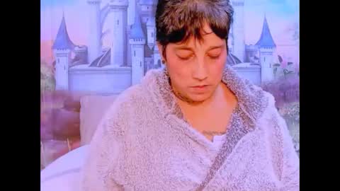 Snapshot of indianroxy07 chatting on 02-28-25, 07:15 roxy online show from 02-28-25, 07:15
