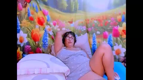 Snapshot of indianroxy07 chatting on 10-10-25, 01:59 roxy online show from 10-10-25, 01:59