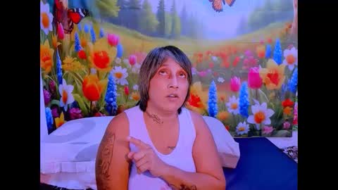 Snapshot of indianroxy07 chatting on 10-19-25, 04:07 roxy online show from 10-19-25, 04:07