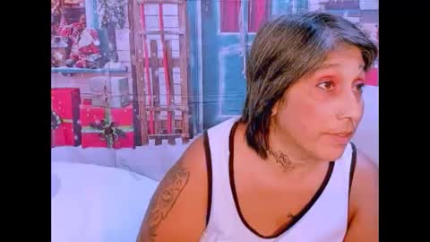 indianroxy27 online show from 12-02-25, 07:03