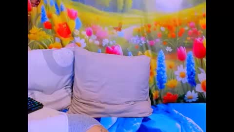 indianroxy27 online show from 03-24-26, 04:17