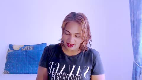 Snapshot of indiansecret100 chatting on 02-03-25, 06:34 miss secret online show from 02-03-25, 06:34