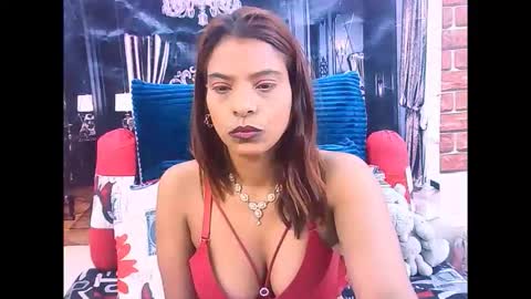 indiansexyass4u2luv online show from 05-19-26, 09:04