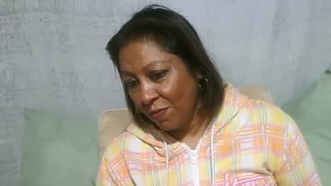 Snapshot of indiansexymilf chatting on 06-25-26, 05:23 candice online show from 06-25-26, 05:23