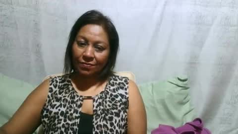 Snapshot of indiansexymilf chatting on 07-09-26, 05:44 candice online show from 07-09-26, 05:44