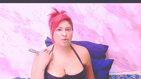 Snapshot of indianstunner69 chatting on 09-22-25, 05:31 Sam online show from 09-22-25, 05:31