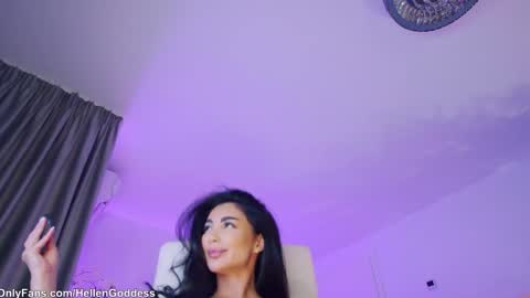 Hellen online show from 11-25-25, 03:56