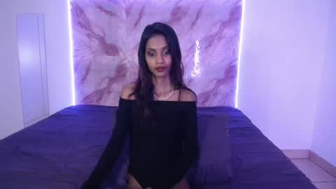 Snapshot of indiantia24 chatting on 01-12-25, 11:36 TIA online show from 01-12-25, 11:36