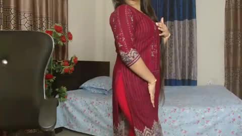 tina online show from 11-24-25, 12:27