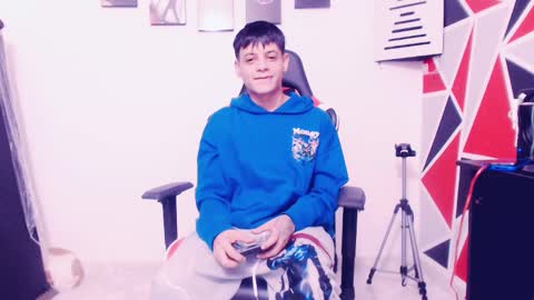 Snapshot of indomitablebeast chatting on 09-11-25, 04:45 matias online show from 09-11-25, 04:45