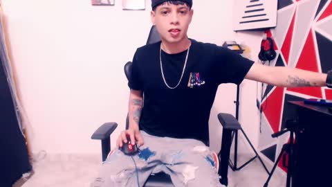 matias online show from 12-19-25, 05:25