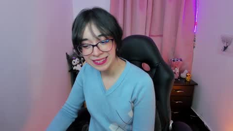 Snapshot of indra_cam chatting on 01-17-25, 10:22 Diana online show from 01-17-25, 10:22