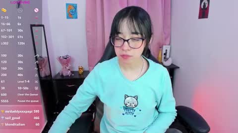 Snapshot of indra_cam chatting on 03-02-25, 10:24 Diana online show from 03-02-25, 10:24