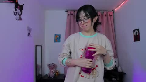 Snapshot of indra_cam chatting on 03-08-25, 11:05 Diana online show from 03-08-25, 11:05