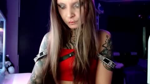 Snapshot of inesdesire chatting on 02-01-25, 08:08 InesDesire online show from 02-01-25, 08:08