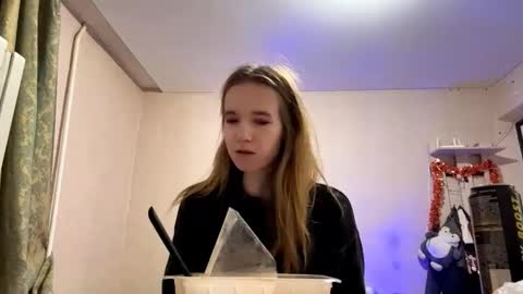 Snapshot of inespacheco chatting on 02-27-26, 05:02 Sofia online show from 02-27-26, 05:02