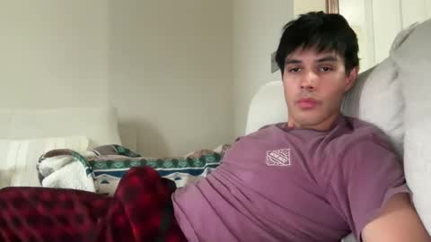 Snapshot of infamouslucas chatting on 12-10-24, 09:00 Lucas online show from 12-10-24, 09:00