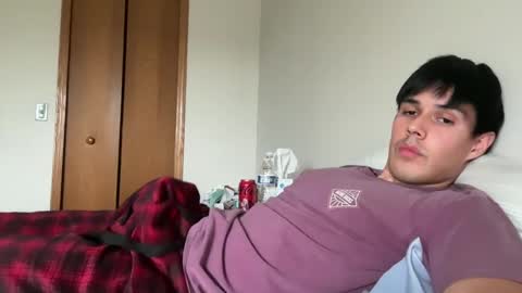 Snapshot of infamouslucas chatting on 12-18-24, 07:41 Lucas online show from 12-18-24, 07:41