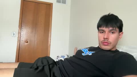 Snapshot of infamouslucas chatting on 02-03-25, 06:07 Lucas online show from 02-03-25, 06:07
