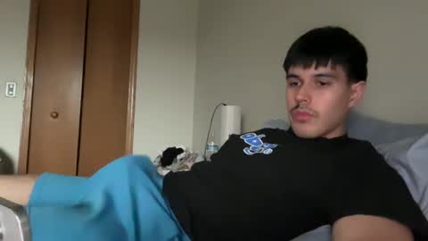 Snapshot of infamouslucas chatting on 03-04-25, 07:22 Lucas online show from 03-04-25, 07:22