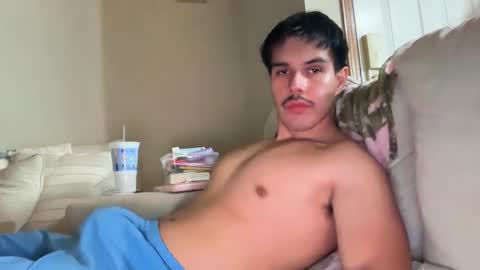 Snapshot of infamouslucas chatting on 09-28-25, 07:03 Lucas online show from 09-28-25, 07:03